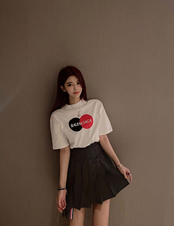 伦敦伴游大学生